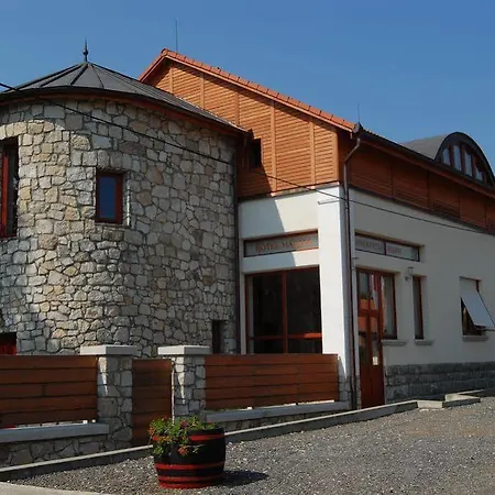 Ξενοδοχείο Magita Basko